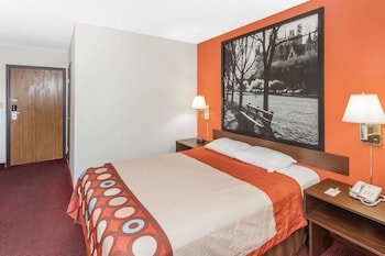 Super 8 by Wyndham Washington/Peoria Area