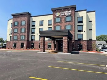 Cobblestone Hotel & Suites Little Chute