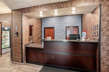 Cobblestone Hotel & Suites Little Chute