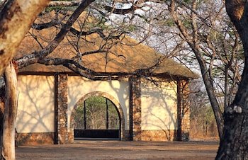 Gwango Elephant Lodge