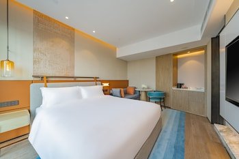 Holiday Inn Zhuhai City Center