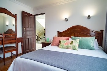 Hotel Virrey Central