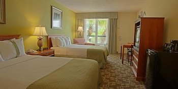 Holiday Inn Hotel & Suites Vero Beach-Oceanside
