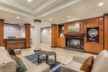 Fairfield Inn & Suites by Marriott Madison East