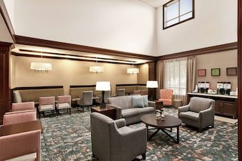 Hampton Inn & Suites Washington-Dulles International Airport