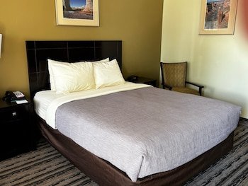 Quality Inn Navajo Nation Capital