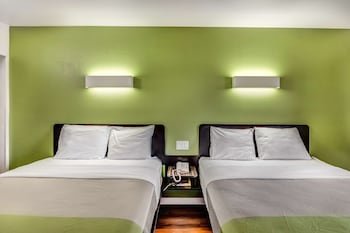 Motel 6 Visalia CA