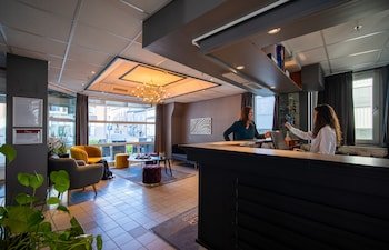 Enter Tromso Amalie Hotel