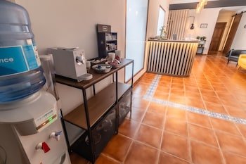 Hostal Restaurante El Bomba