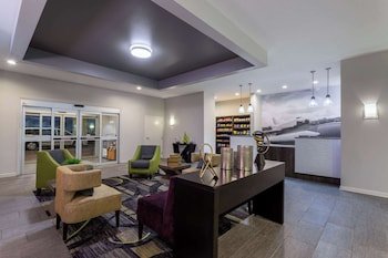 La Quinta Inn & Suites Huntsville Airport Madison