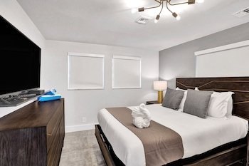 RA Suites