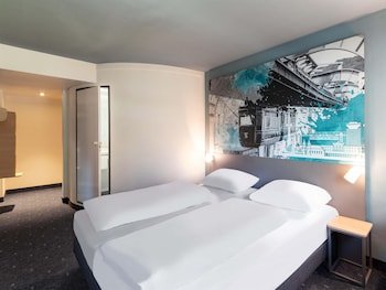 B&B HOTEL Wuppertal-City