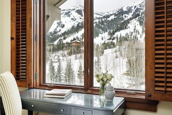 Four Seasons Resort and Residences Jackson Hole
