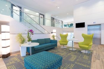 Hampton Inn & Suites by Hilton Vancouver Downtown