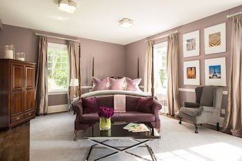 The Kemble Inn