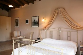 Stavros Tou Notou Traditional Boutique Hotel