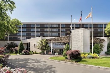 DoubleTree by Hilton Somerset Hotel and Conference Center