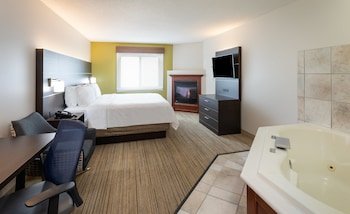Holiday Inn Express & Suites Minneapolis-Dwtn (Conv Ctr)