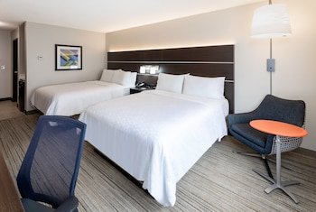 Holiday Inn Express & Suites Minneapolis-Dwtn (Conv Ctr)