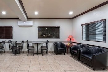 Super 8 by Wyndham Amarillo Central TX