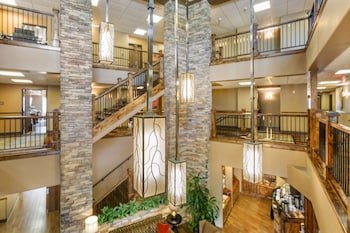 Best Western Premier Ivy Inn & Suites