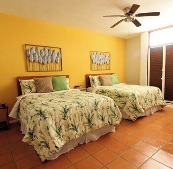Golfside Villas
