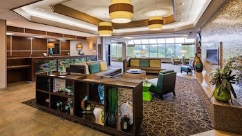 Best Western Plus Kelly Inn - St. Cloud Hotel