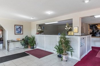 Rodeway Inn & Suites Marietta