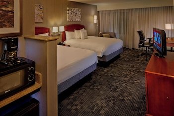 Courtyard By Marriott Providence / Warwick Airport