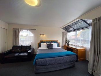 Pembrooke Motor Lodge, Whangarei