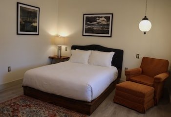 Dixie Motel