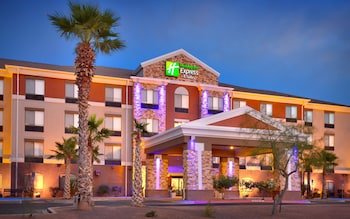 Holiday Inn Express & Suites El Paso I-10 East