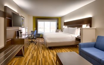 Holiday Inn Express & Suites El Paso I-10 East