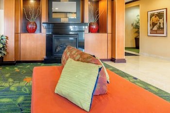 Fairfield Inn & Suites by Marriott Canton