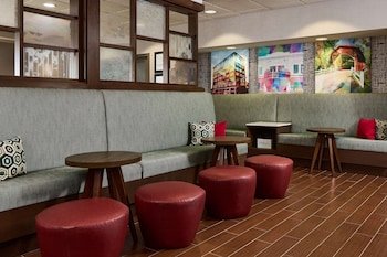 Hampton Inn Massillon