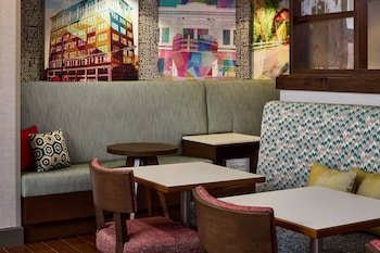 Hampton Inn Massillon