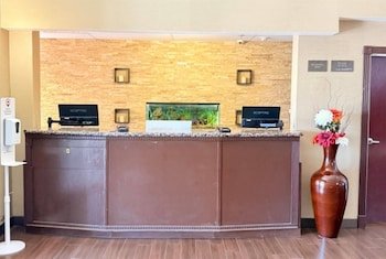 Comfort Suites South