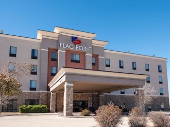 Pratt Inn & Suites