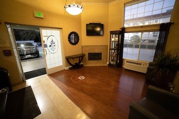 Mid City Inn & Suites Pico Rivera