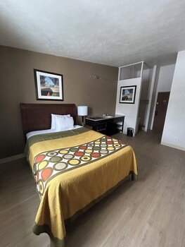 Budget Inn
