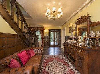 Banoge House