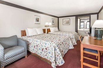 Knights Inn Racine