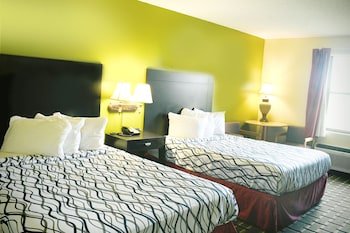 Days Inn by Wyndham Park City Kansas