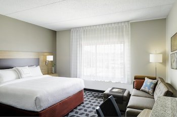 TownePlace Suites Kansas City at Briarcliff