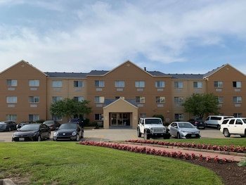 Clarion Inn