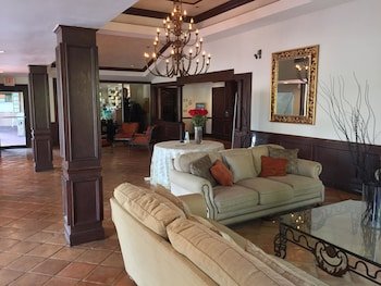 Grand Palms Resort