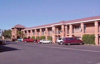 Merced Inn and Suites