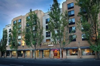 Courtyard by Marriott Portland Downtown Lloyd Center