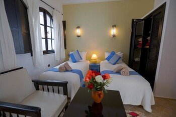 Riad Dar Awil
