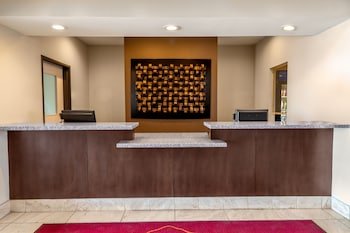 Landmark Suites